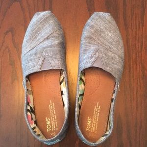 Chambray Toms